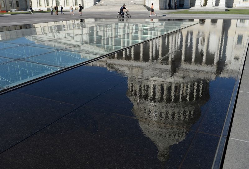 &copy; Reuters. A general view shows The U.S. Capitol in Washington, U.S., September 27, 2022. REUTERS/Mary F. Calvert/File Photo