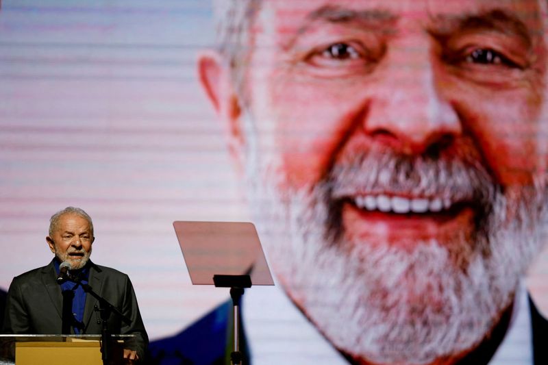 Datafolha mostra Lula com 50% dos votos válidos contra 36% de Bolsonaro
