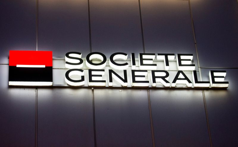 &copy; Reuters. Le logo de Société Générale dans un immeuble de bureaux à Zurich. /Photo prise le 25 mars 2022/REUTERS/Arnd Wiegmann/