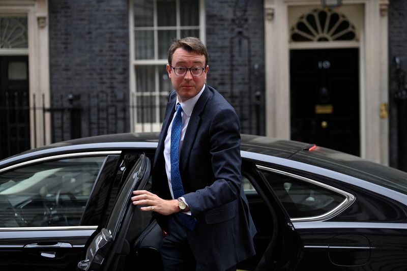 &copy; Reuters. FILE PHOTO: British Chief Secretary to the Treasury Simon Clarke gets out of a car outside Downing Street in London, Britain, July 12, 2022. REUTERS/Toby Melville
