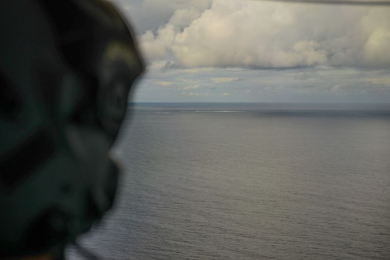 &copy; Reuters. Vazamento no gasoduto Nord Stream, no Mar Báltico,  é monitorado por piloto da Força Aérea da Dinamarca. Danish Defence Command/Handout via REUTERS