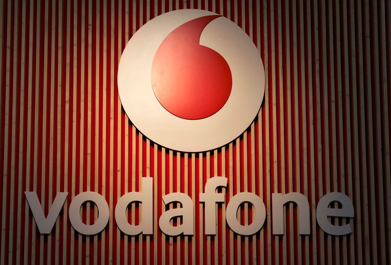 &copy; Reuters. FILE PHOTO: Vodafone logo is seen during GSMA's 2022 Mobile World Congress (MWC) in Barcelona, Spain February 28, 2022. REUTERS/Nacho Doce