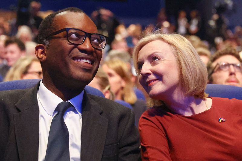 &copy; Reuters. FILE PHOTO: British Prime Minister Liz Truss and Chancellor of the Exchequer Kwasi Kwarteng attend the annual Conservative Party conference in Birmingham, Britain, October 2, 2022. REUTERS/Hannah McKay/File Photo