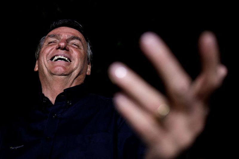 &copy; Reuters. Presidente Jair Bolsonaro faz declaração após resultado da eleição de domingo
02/10/2022
REUTERS/Ueslei Marcelino