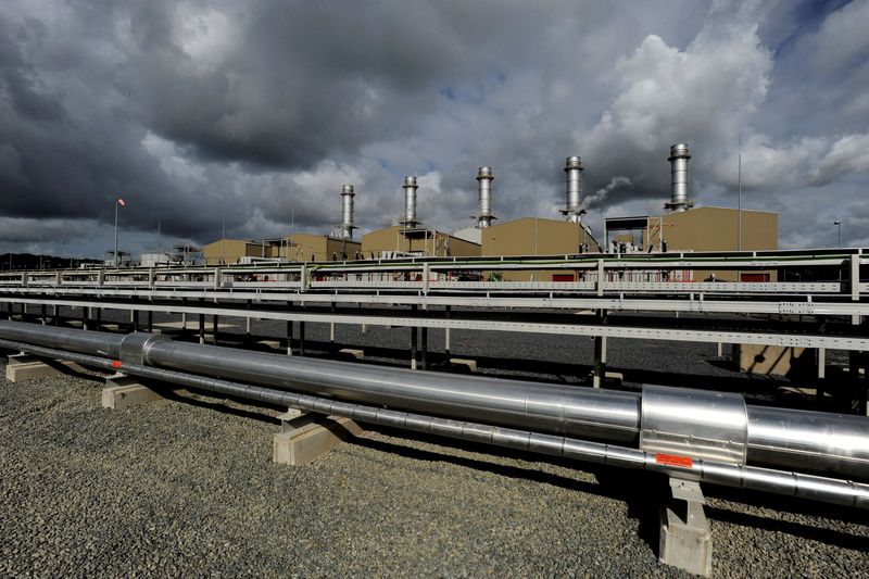 © Reuters. Pembroke Power Station da empresa de energia RWE, a maior do seu tipo na Europa, em Pembroke, Reino Unido
19/09/2012
REUTERS/Rebecca Naden