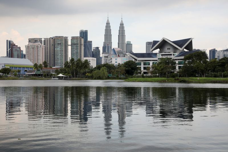 &copy; Reuters. FILE PHOTO: A view of the city skyline in Kuala Lumpur, Malaysia September 27, 2021. REUTERS/Lim Huey Teng