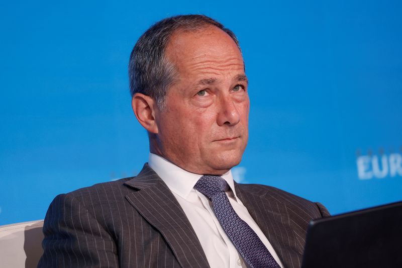 SocGen CEO: current environment not ideal for mergers and acquisitions in sector
