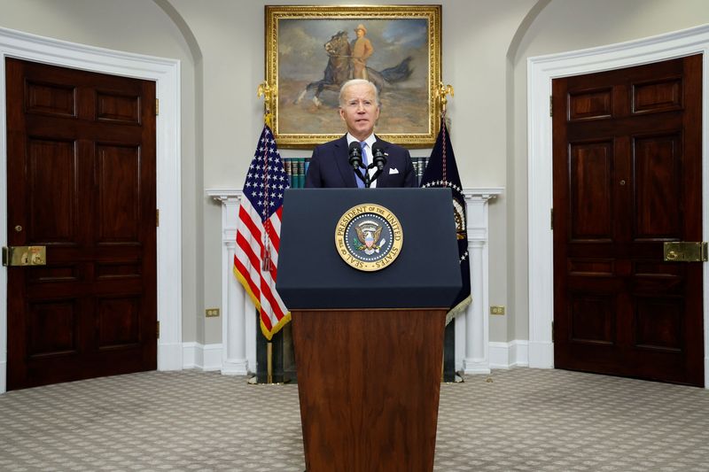 &copy; Reuters. FILE PHOTO: U.S. President Joe Biden makes remarks about Russian President Vladimir Putin's comments on the military conflict in Ukraine and also on the federal response to Hurricane Ian at the White House in Washington, U.S. September 30, 2022.  REUTERS/