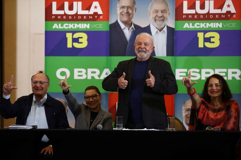 Lula, Bolsonaro seek new allies for tight Brazil runoff