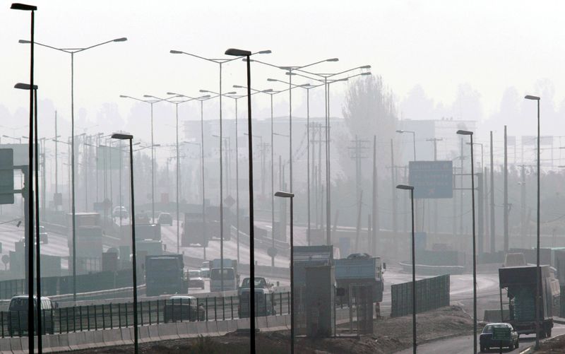 &copy; Reuters. Rodovias em Santiago, Chile
03/07/2006
REUTERS/Ivan Alvarado 