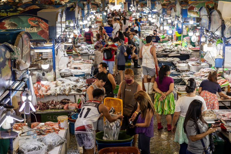 Philippines' 4-year high inflation boosts chances of more rate hikes