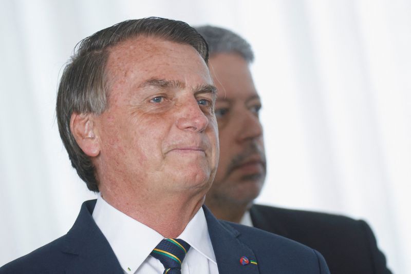 Bolsonaro eyes dividend tax, debt pardon as Brazil campaign turns to economy