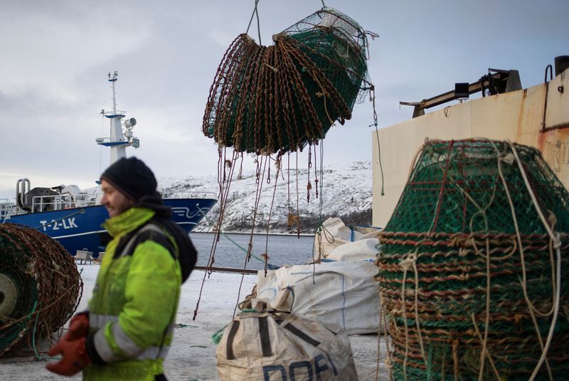 La Norvège limite l'accès des bateaux de pêche russes à ses ports