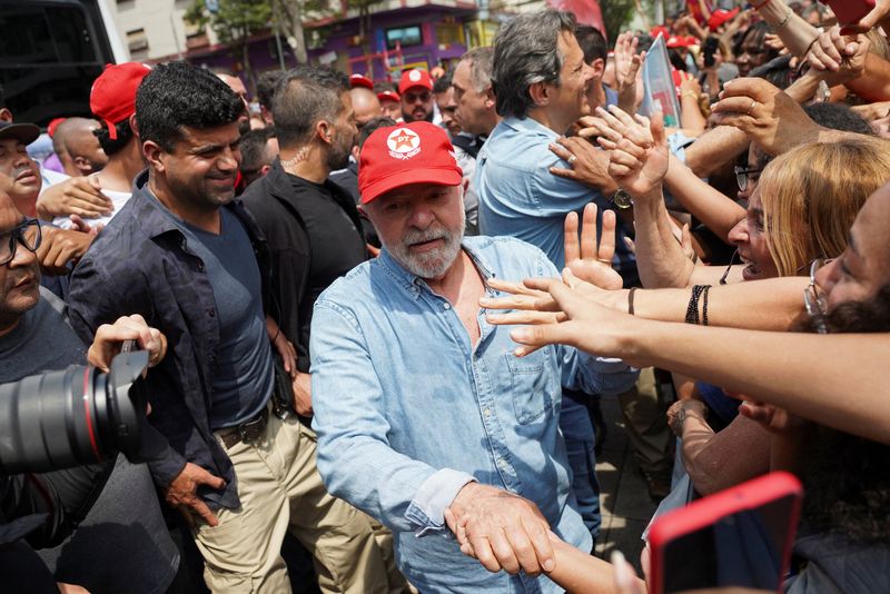 &copy; Reuters. Ex-presidente Lula faz campanha em São Bernardo do Campo
06/10/2022
REUTERS/Mariana Greif