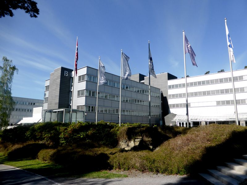 &copy; Reuters. FILE PHOTO: A general view of the Norwegian aluminium producer Norsk Hydro headquarters in Oslo, Norway May 8, 2019, REUTERS/Terje Solsvik/File Photo