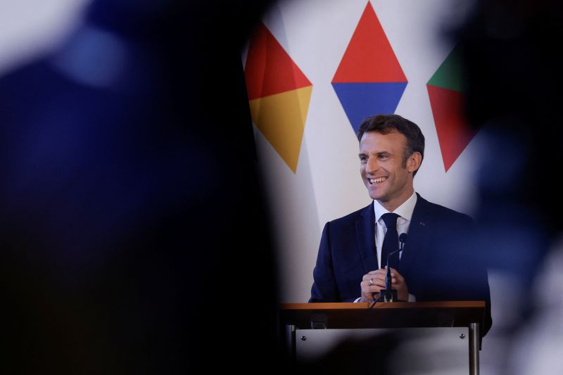 UE: Macron annonce un fonds spécial pour soutenir l'effort de guerre ukrainien