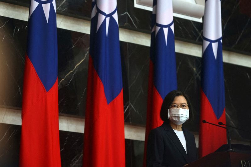 &copy; Reuters. FILE PHOTO: Taiwan's President Tsai Ing-wen delivers a speech to honor military generals in Taipei, Taiwan, June 28, 2022. REUTERS/Ann Wang