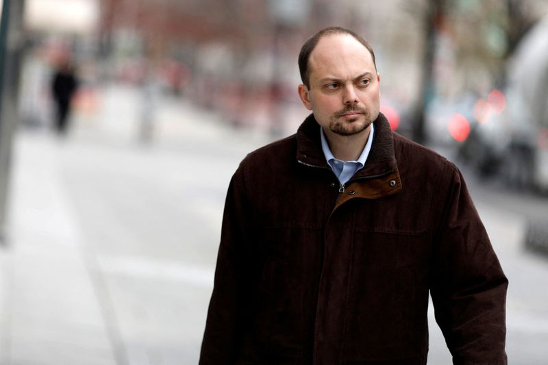 &copy; Reuters. Vladimir Kara-Murza em Washington
 13/3/2017    REUTERS/Aaron P. Bernstein