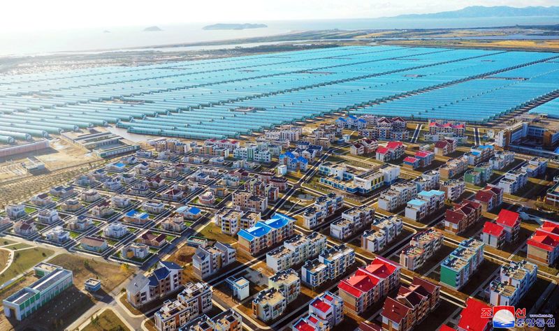 © Reuters. General view during the opening ceremony of the Ryonpho Greenhouse Farm to mark the anniversary of the founding of the ruling Workers' Party, in North Korea, in this undated photo released on October 11, 2022 by North Korea's Korean Central News Agency (KCNA). KCNA via REUTERS 