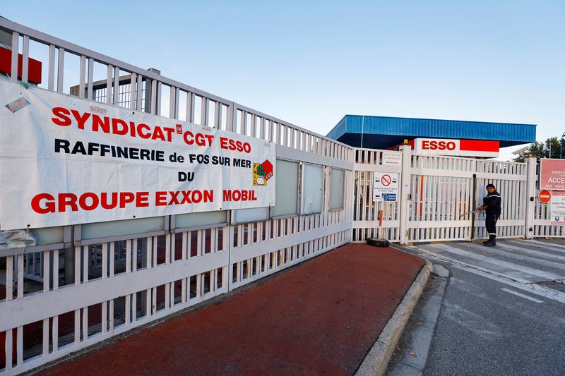French CGT union: strike action continues at ExxonMobil