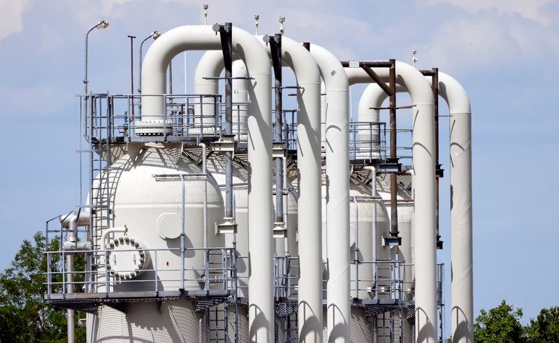 &copy; Reuters. A compressor station of the Jagal natural gas pipeline is pictured at a gas compressor station in Mallnow, Germany, June 13, 2022. REUTERS/Hannibal Hanschke