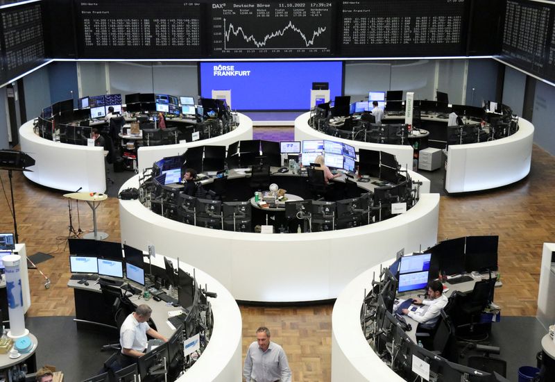 &copy; Reuters. The German share price index DAX graph is pictured at the stock exchange in Frankfurt, Germany, October 11, 2022.    REUTERS/Staff