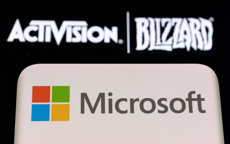 &copy; Reuters. FILE PHOTO: Microsoft logo is seen on a smartphone placed on displayed Activision Blizzard logo in this illustration taken January 18, 2022. REUTERS/Dado Ruvic/Illustration/File Photo/File Photo