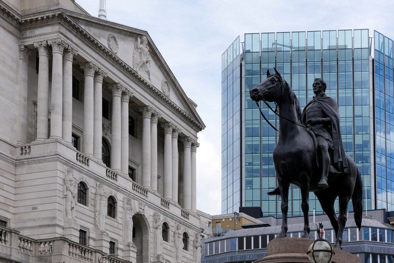 &copy; Reuters. FILE PHOTO: A general view of the Bank of England (BoE) building in London, Britain, August 4, 2022. REUTERS/Maja Smiejkowska