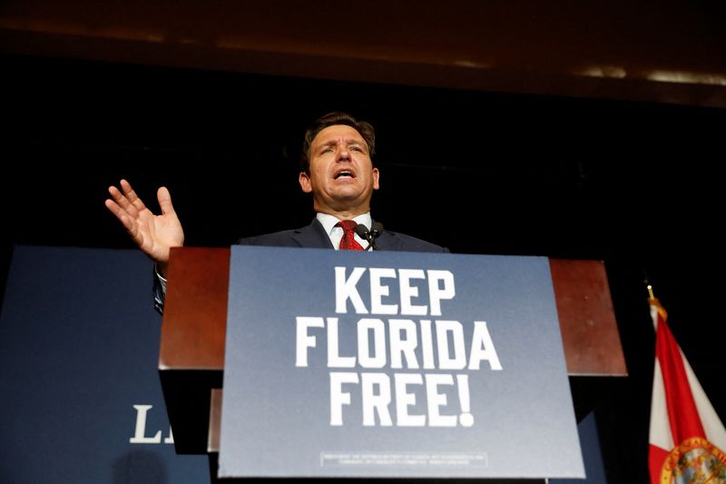&copy; Reuters. FILE PHOTO: Florida Governor Ron DeSantis speaks after the primary election for the midterms during the "Keep Florida Free Tour" at Pepin’s Hospitality Centre in Tampa, Florida, U.S., August 24, 2022.  REUTERS/Octavio Jones/File Photo