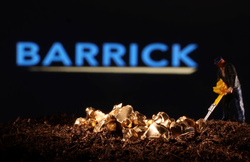 Barrick's quarterly gold output falls sequentially