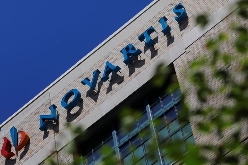 &copy; Reuters. A sign marks the Novartis Institutes for BioMedical Research facility in Cambridge, Massachusetts, U.S., June 16, 2021.   REUTERS/Brian Snyder
