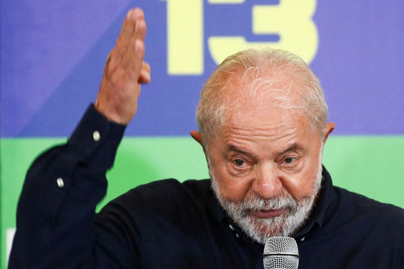 &copy; Reuters. FILE PHOTO: Former Brazil's President and current presidential candidate Luiz Inacio Lula da Silva speaks during a meeting with society representatives for the second round of elections, in Sao Paulo, Brazil, October 10, 2022. REUTERS/Carla Carniel/File P