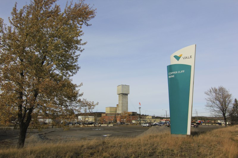 &copy; Reuters. Placa para a mina Copper Cliff da Vale, perto de Sudbury 
16/10/2012
REUTERS/Julie Gordon