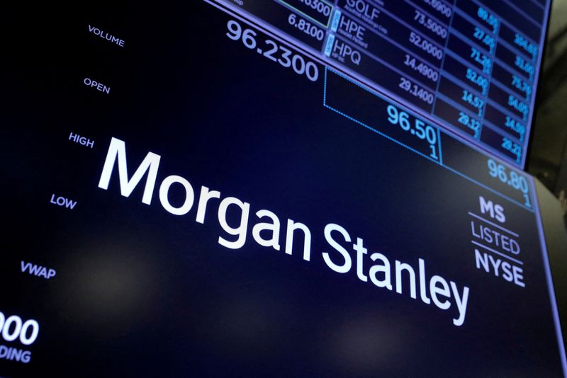 &copy; Reuters. Logo di Morgan Stanley preso la Borsa di New York. 3 agosto 2021. REUTERS/Andrew Kelly/File Photo