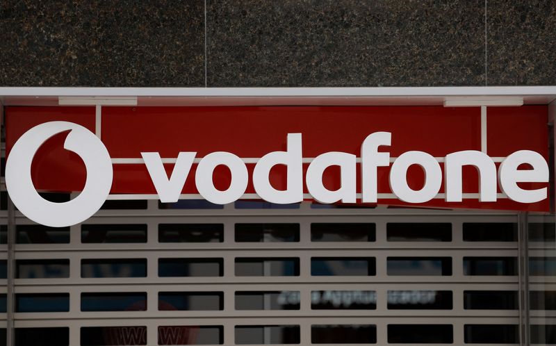 Vodafone in advanced talks to finalise Vantage stake sale by Nov. 15 - sources