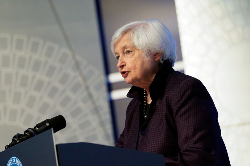 © Reuters. U.S. Treasury Secretary Janet Yellen speaks at a news conference during the Annual Meetings of the International Monetary Fund and World Bank in Washington, U.S., October 14, 2022. REUTERS/Elizabeth Frantz