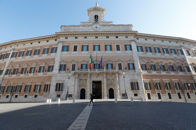 &copy; Reuters. Prédio da Câmara da Itália, em Roma
20/07/2022
REUTERS/Remo Casilli