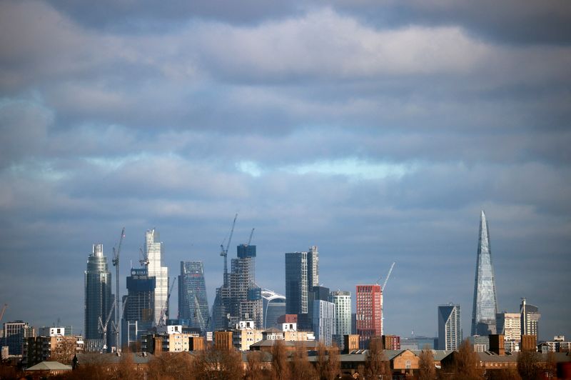 © Reuters. FILE PHOTO: A general view shows the London skyline, in London, Britain December 24, 2020. REUTERS/Hannah McKay