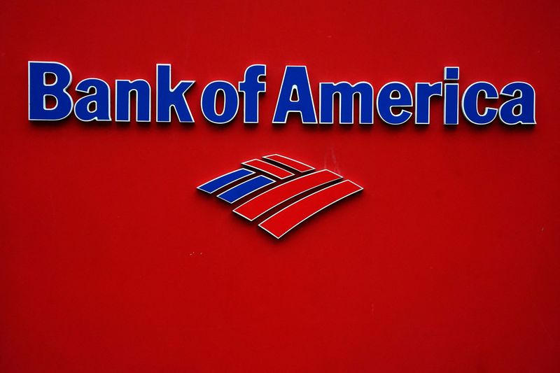 &copy; Reuters. Il logo di Bank of America è raffigurato nel quartiere di Manhattan a New York, New York, Stati Uniti, 30 gennaio 2019. REUTERS/Carlo Allegri/File Photo