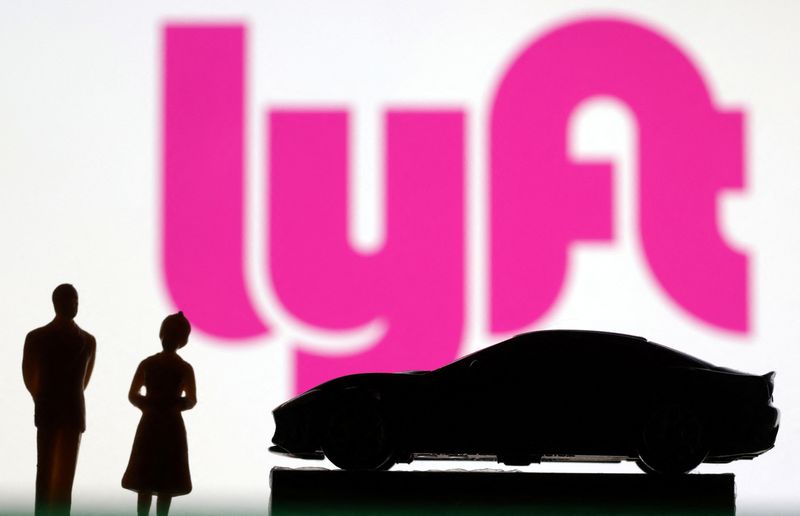 &copy; Reuters. FILE PHOTO: Lyft logo is seen in this illustration taken June 27, 2022. REUTERS/Dado Ruvic/Illustration