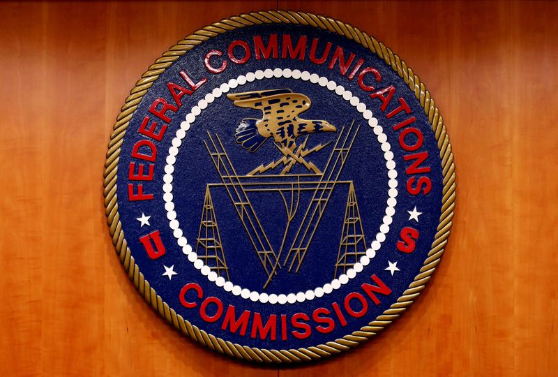 &copy; Reuters. FILE PHOTO: The Federal Communications Commission (FCC) logo is seen before the FCC Net Neutrality hearing in Washington February 26, 2015. REUTERS/Yuri Gripas/File Photo