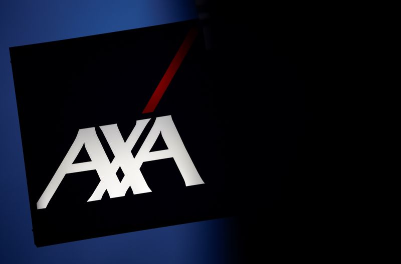 &copy; Reuters. Le logo de l'assureur français Axa à l'extérieur d'un bâtiment à Montaigu, France. /Photo prise le 23 février 2022/REUTERS/Stéphane Mahé