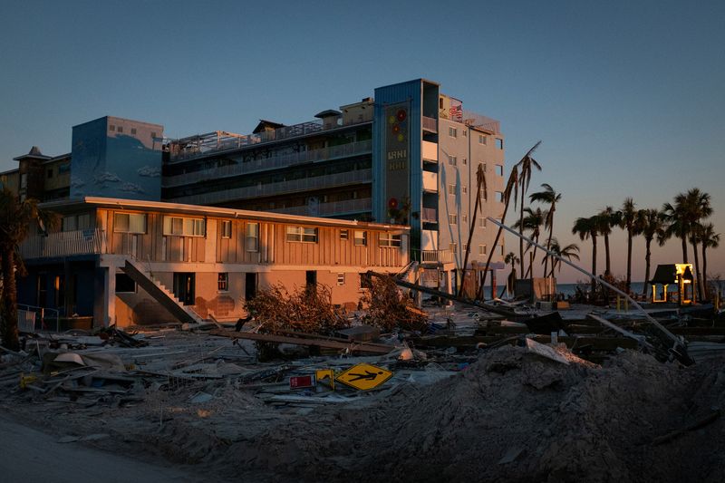 &copy; Reuters. FILE PHOTO: Destroyed buildings are seen after Hurricane Ian caused widespread destruction, in Fort Myers Beach, Florida, U.S., October 4, 2022. REUTERS/Marco Bello