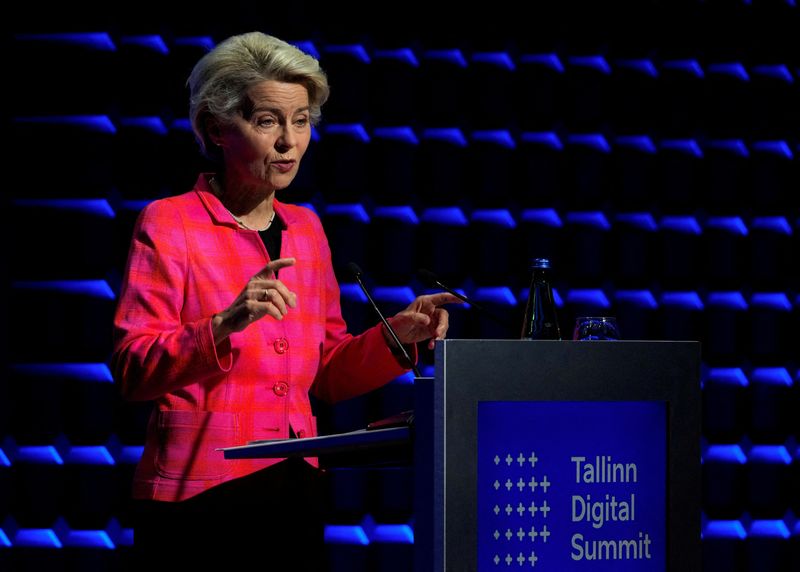 &copy; Reuters. FILE PHOTO: European Commission President Ursula von der Leyen adresses Tallinn Digital Summit in Tallinn, Estonia October 10. 2022. REUTERS/Ints Kalnins/File Photo