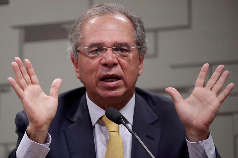 © Reuters. Ministro da Economia, Paulo Guedes, fala em comissão do Senado, em Brasília
27/03/2019
REUTERS/Ueslei Marcelino