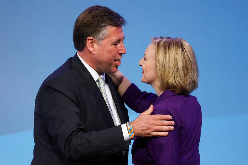 &copy; Reuters. FILE PHOTO: Chairman of the 1922 Committee Graham Brady congratulates Liz Truss, as she is announced as Britain's next Prime Minister at The Queen Elizabeth II Centre in London, Britain September 5, 2022. REUTERS/Hannah McKay