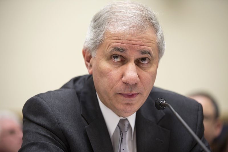 &copy; Reuters. FILE PHOTO: Martin Gruenberg, chairman of the Federal Deposit Insurance Corporation, testifies to the House Financial Services Committee about the effects of the Volcker Rule on employment in Washington on February 5, 2014. REUTERS/Joshua Roberts    