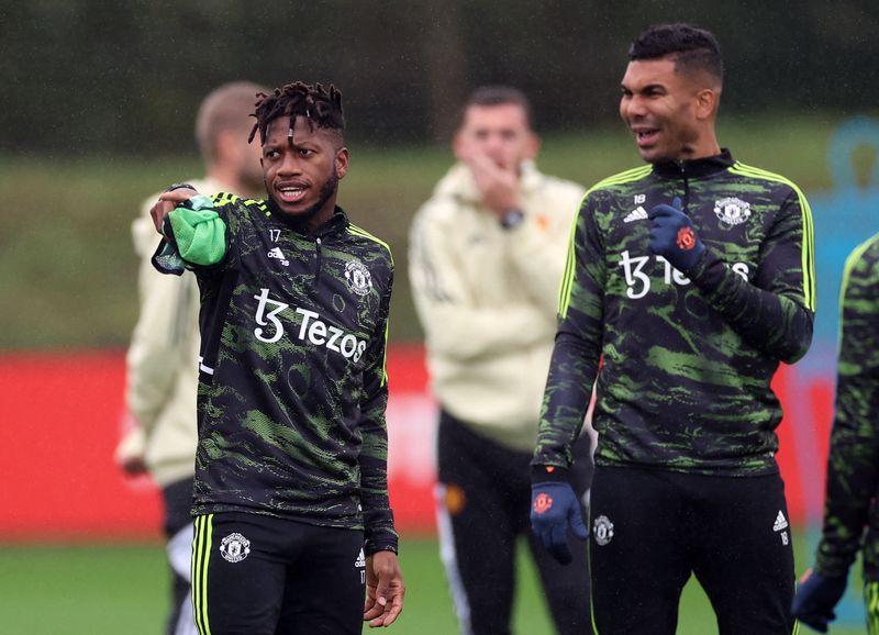 &copy; Reuters. Fred e Casemiro em treino do Manchester United 
 5/10/2022   Action Images via Reuters/Carl Recine