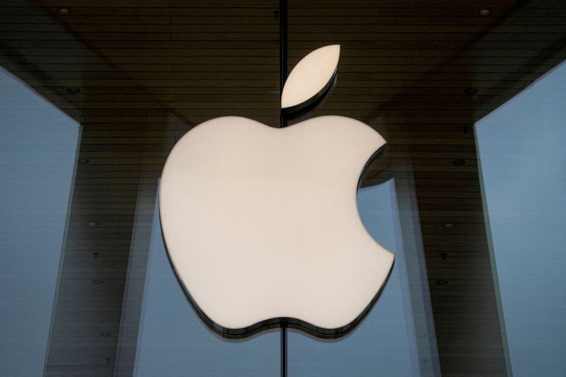Apple's industrial design head Hankey to leave - Bloomberg News
