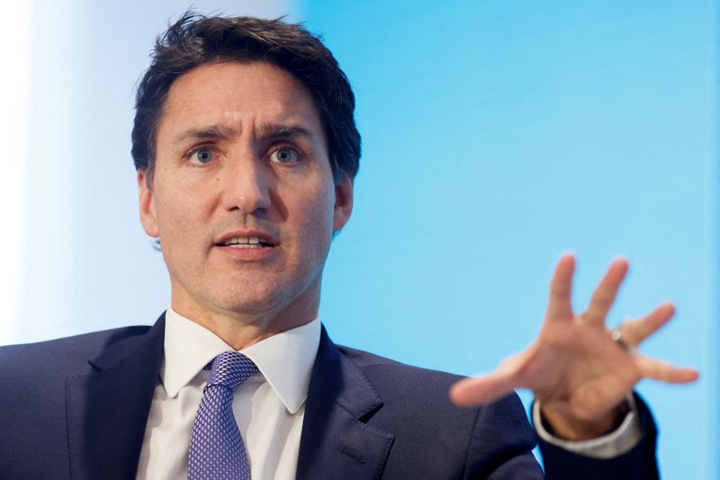 &copy; Reuters. FILE PHOTO: Canada's Prime Minister Justin Trudeau takes part in a climate change conference in Ottawa, Ontario, Canada October 18, 2022. REUTERS/Blair Gable/File Photo